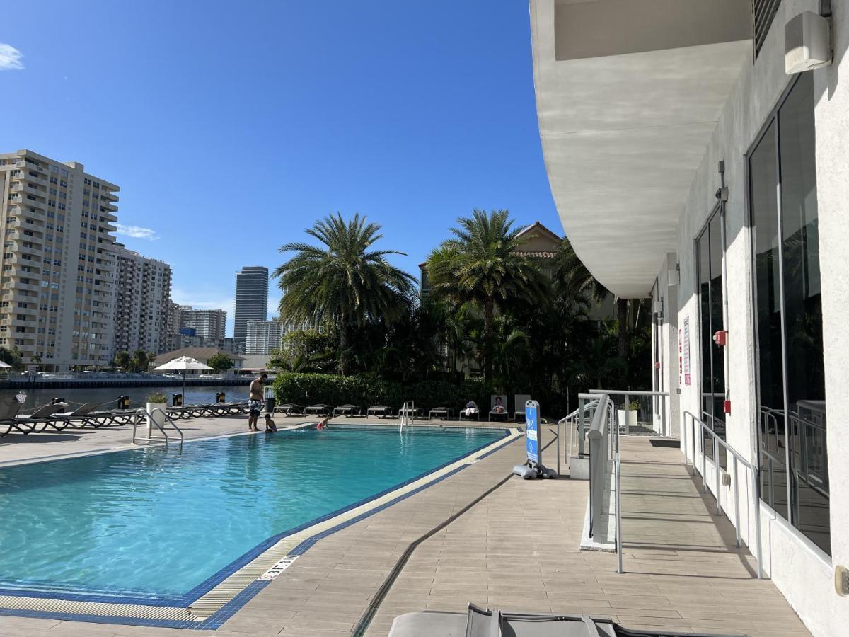 23Rd Floor Luxury & Spacious Beachwalk Resort Apartment With Amazing View Hallandale Beach Exterior foto